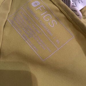 Figs Technical Collection Scrub Top in Light Green